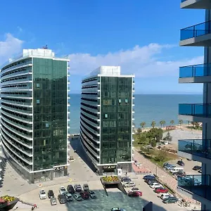 Battower Luxury Sea View Апартаменты